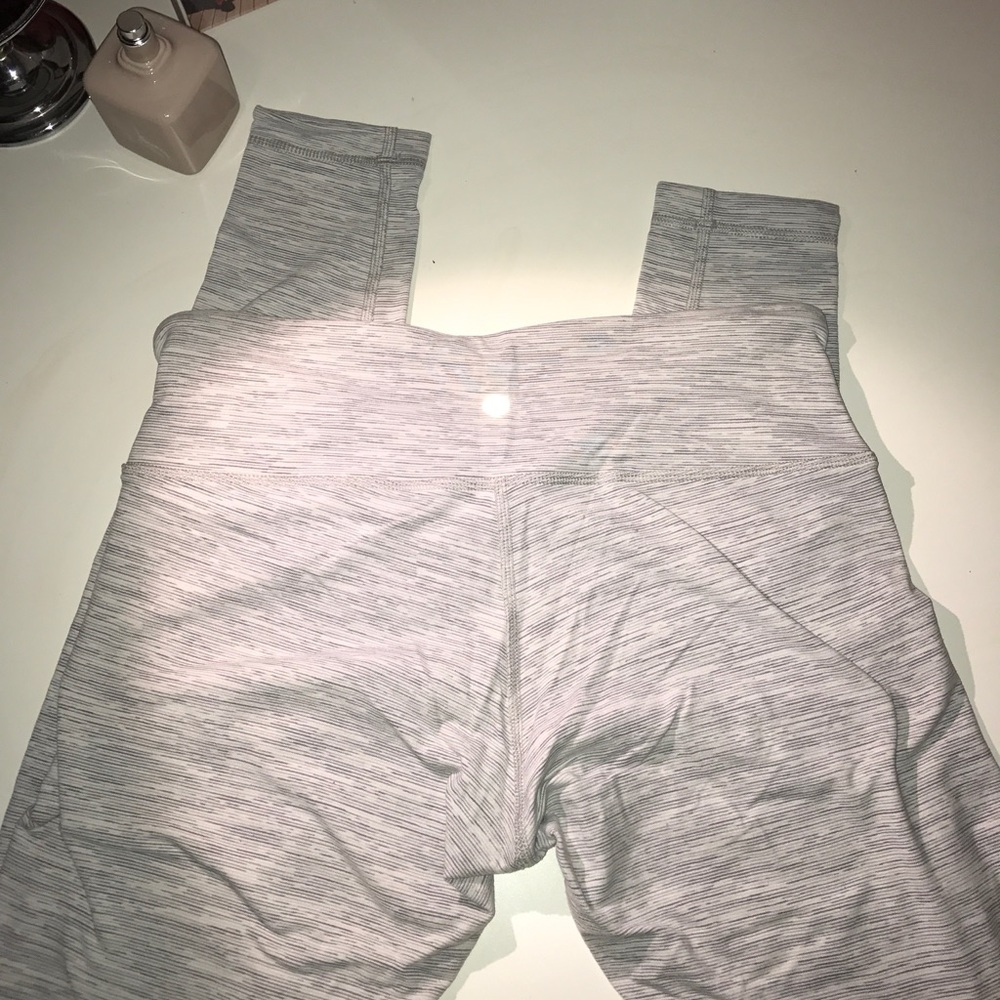 Offwhite/Grey Lululemon Full Length Leggings - image 3